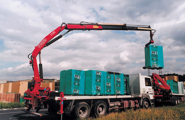 Grue auxiliaire Fassi F135A Active - 13,0 tm - 16,75 m avec jib - Rotation 490°_5