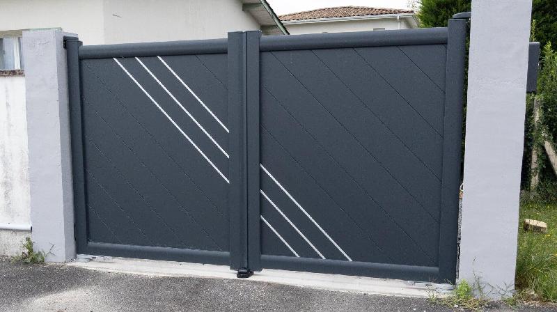 Portail battant plein finition aluminium - 5000 / 1300_5