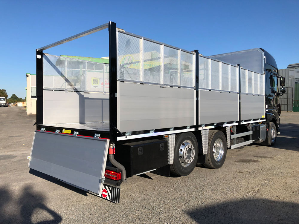 Plateau pour poids lourds compatible avec remorque PL