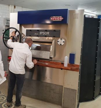 Four à bois à sole tournante Minirotor Classic - Surface de cuisson 2,7m2 - Très robuste et excellente isolation thermique - Adapté boulangerie, pâtisserie, traiteur_5