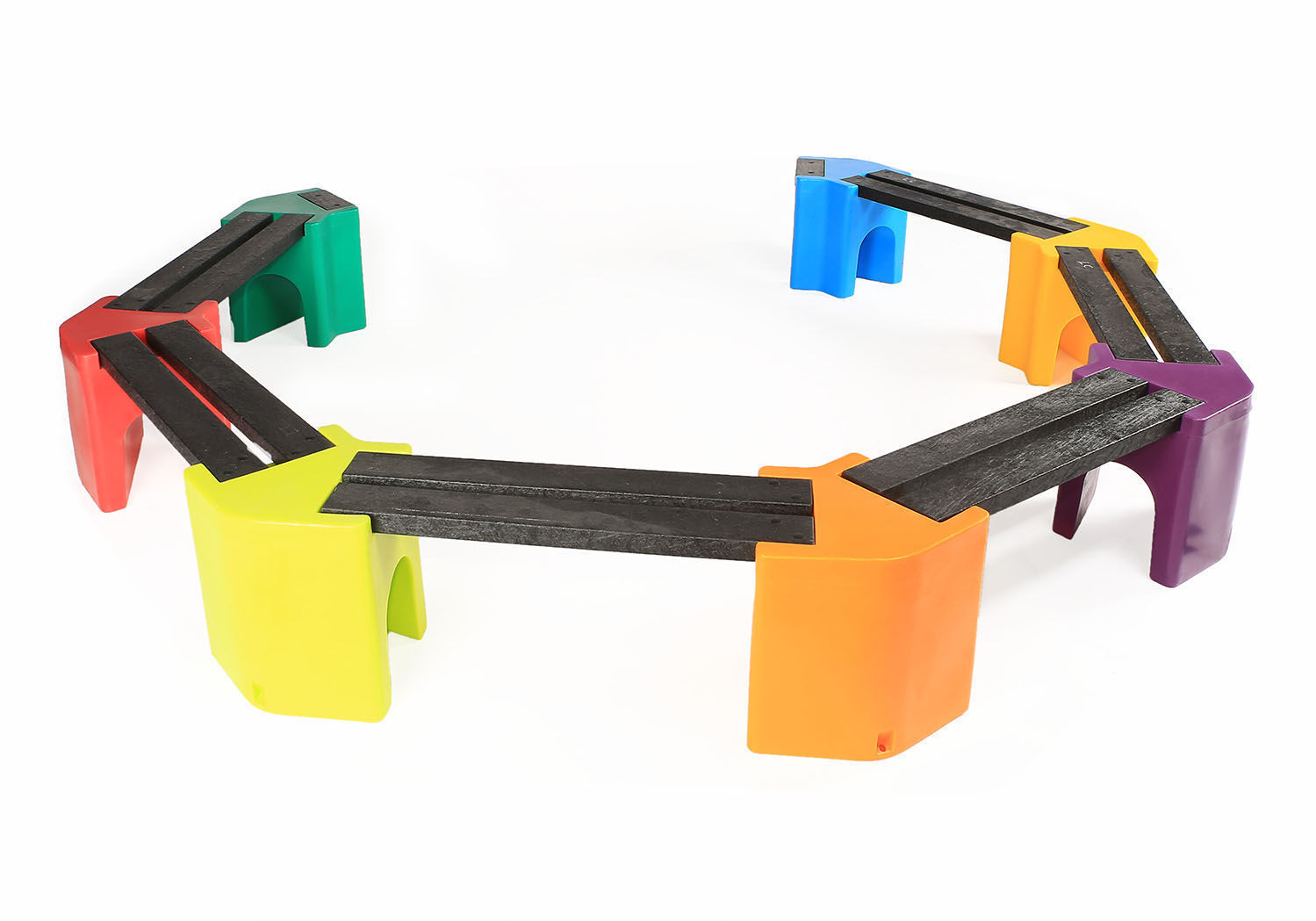 Bancs enfants en forme de cercle - Plastique recyclé, couleurs vives - Modèles 12 et 18 places_5