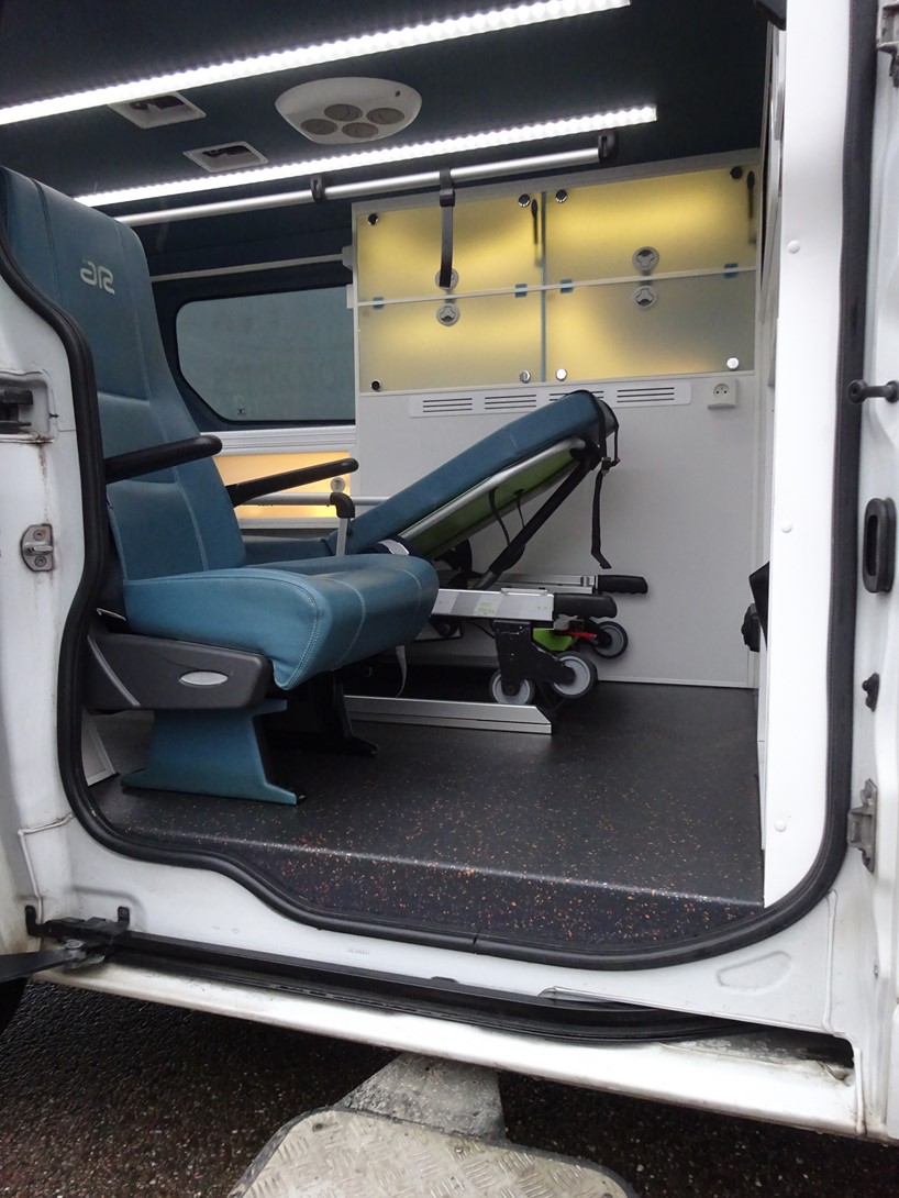 Ambulance opel vivaro l1h1 2016 type a1 - occasion_5