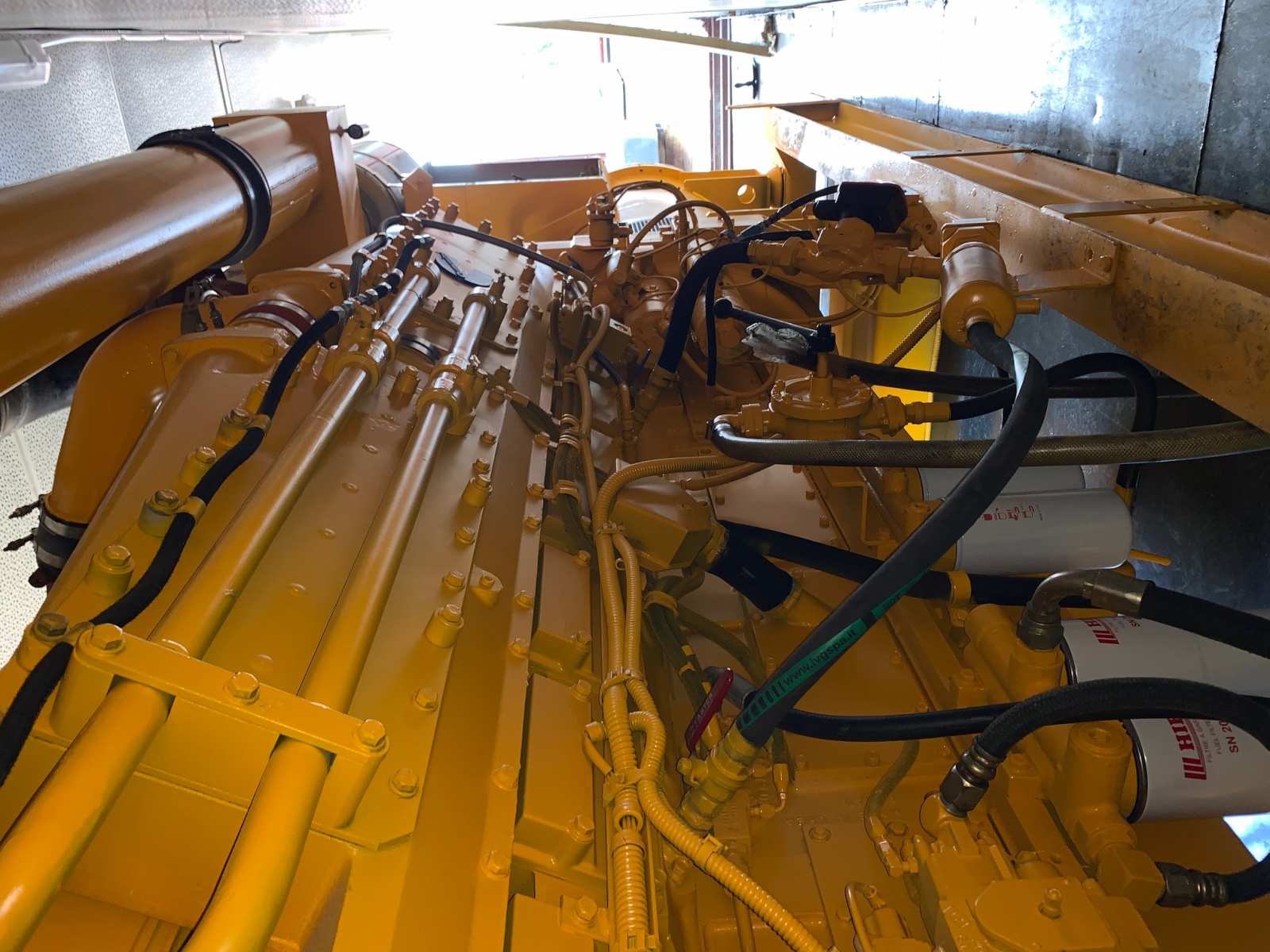 Groupe électrogène d'occasion en container - CUMMINS - 1600 kva - SDMO_5