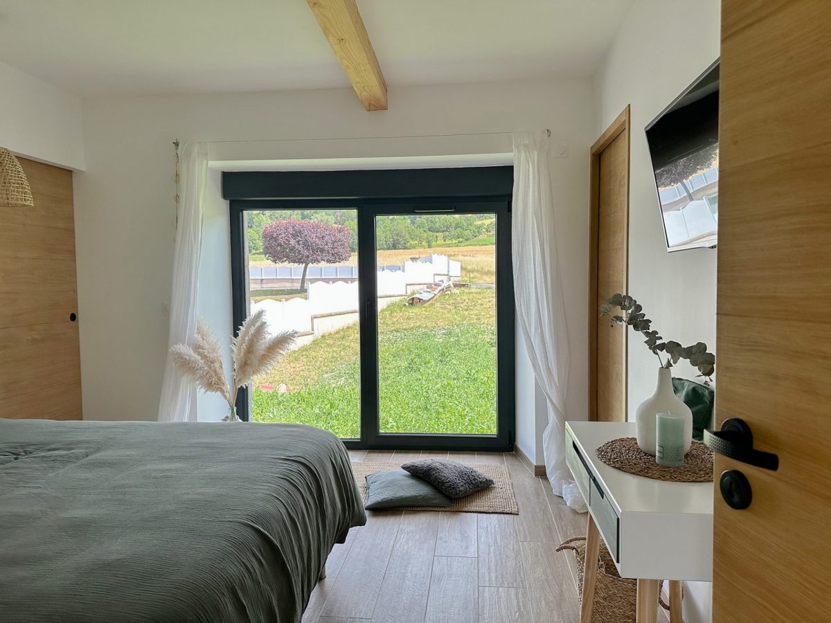 Baie vitrée coulissante sur mesure en aluminium - confort, performance, esthétisme et sécurité_5