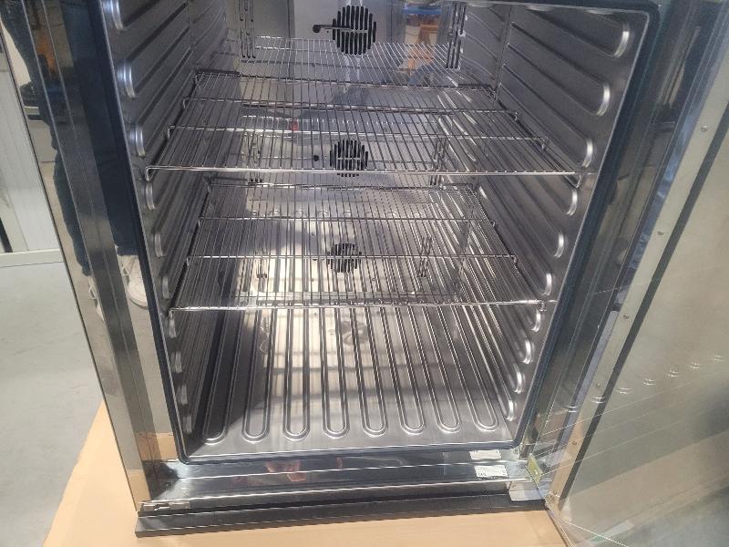 Etuve / incubateur réfrigéré à élément Peltier MEMMERT IPP 260 / 70 ° C_5