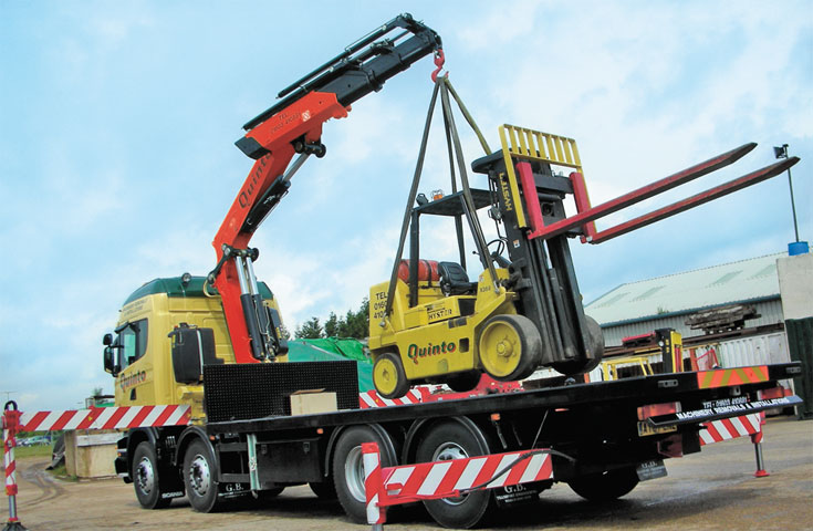 Grue auxiliaire Fassi F425A et F425RA e-dynamic - capacité de levage jusqu'à 41,49 tm - bras hydraulique jusqu'à 28,65 m avec jib_5