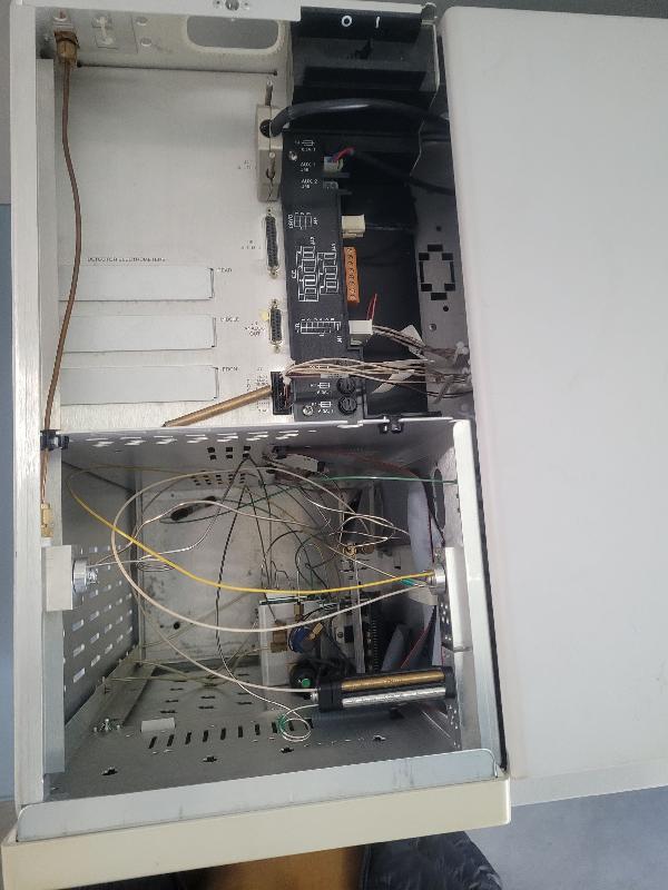 Chromatographe en Phase Gazeuse Varian 4000 GC/MS/MS_5
