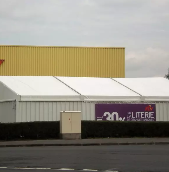 Showroom temporaire ou permanent pour vos surfaces de vente - Neivalu Oxygen_5