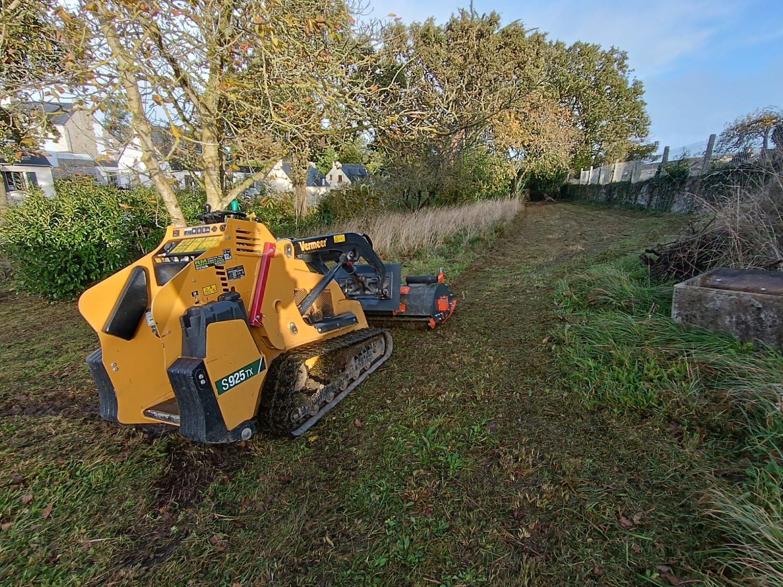 Broyeur hydraulique compatible TORO DINGO et DITCH WITCH