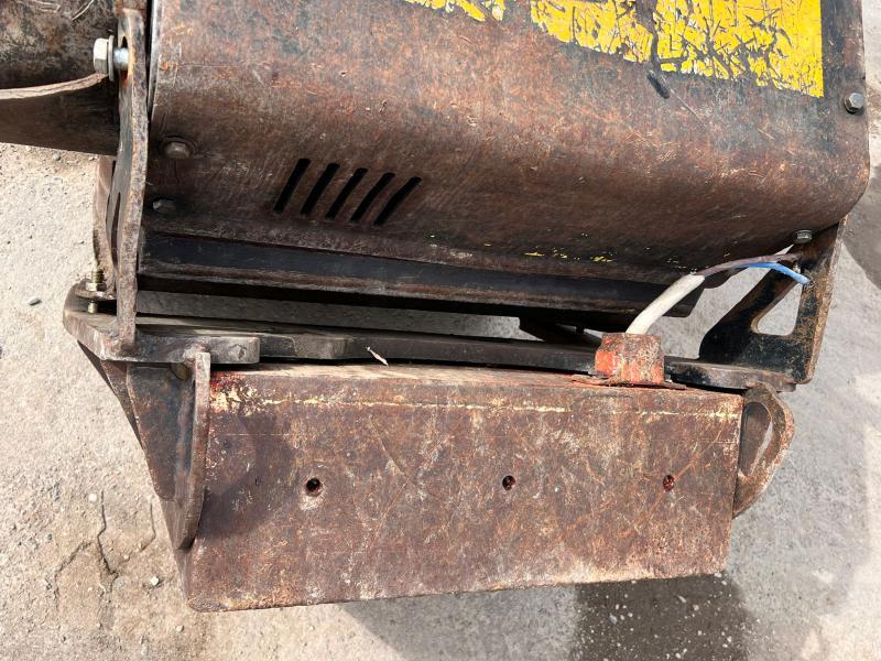 MB CRUSHER bf70.2 godet concasseur avec aimant_5