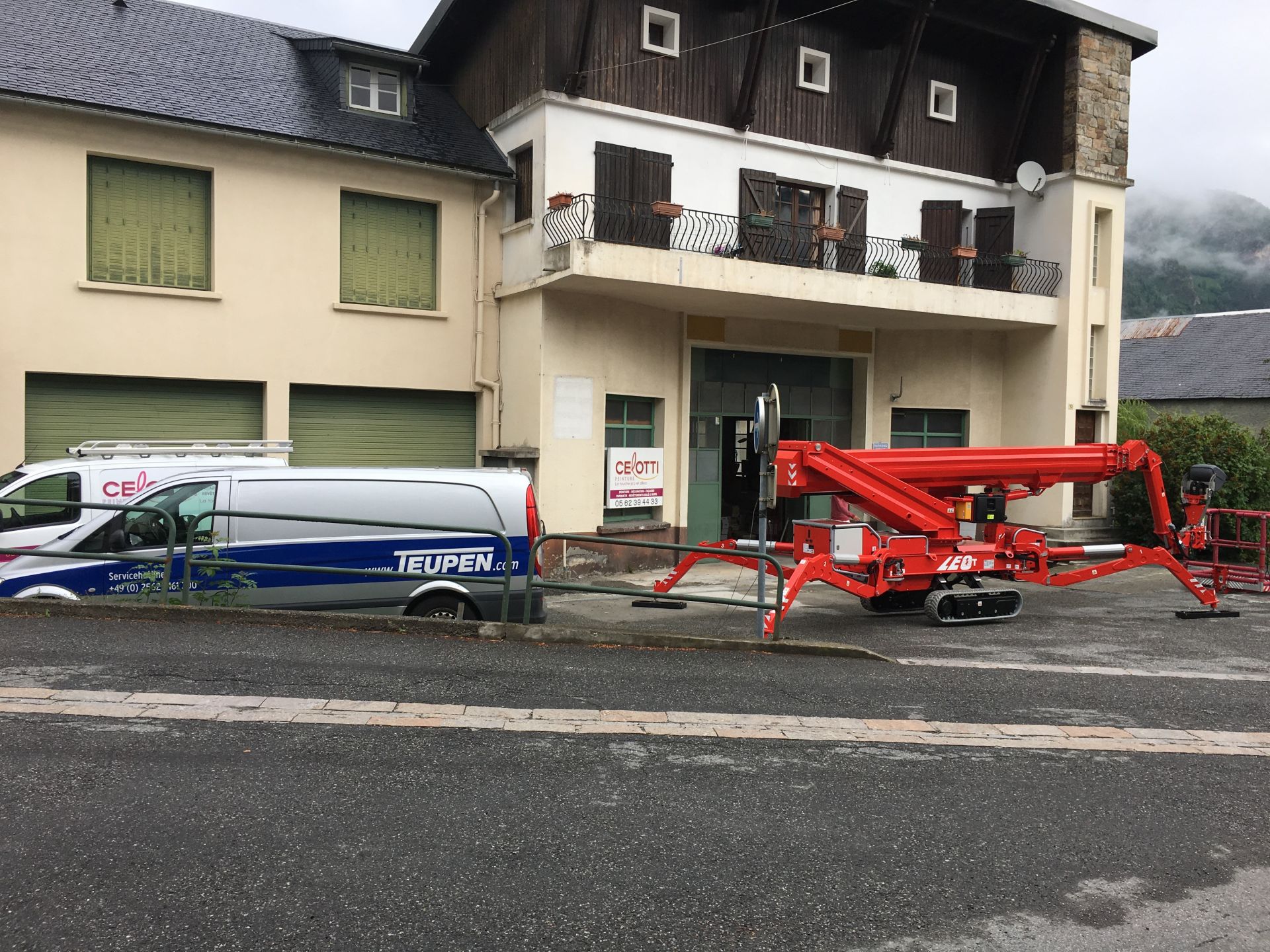 Nacelle araignée LEO23T - hauteur de travail 23,20 m - capacité 250 kg - motorisation électrique et diesel_5