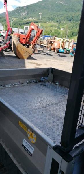 MEGA multitruck electrique pour pièce_5