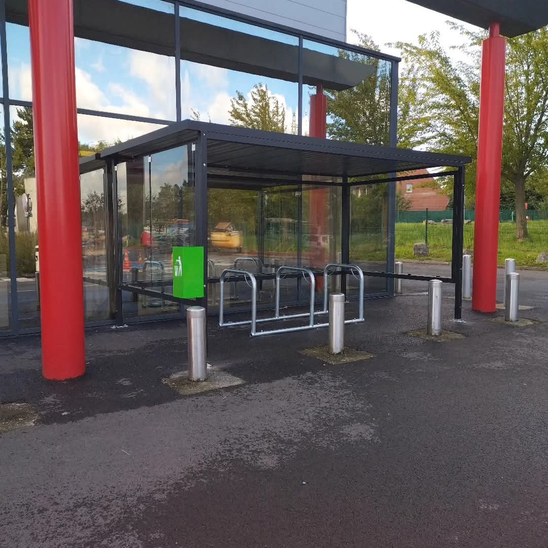 Abri 2 roues à toit plat en bac acier nervuré pour tous types de parkings ou d'espaces publics - MIGA_5