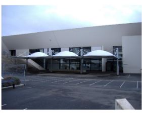 Préau 202m2 - 3 structures juxtaposées sur 4 poteaux_5