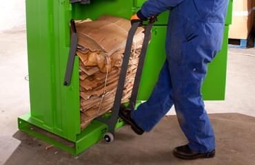 Petite presse à balles verticale V5 - Compacteur pour glassine - recyclage des supports siliconés._6