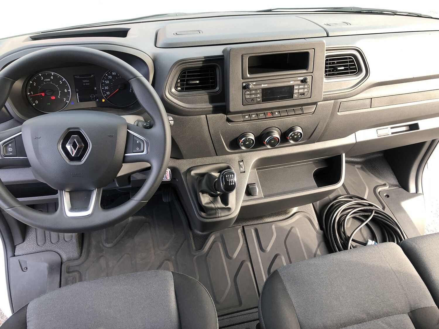 Renault master iii 2.3 dci 146 cv euro 6 frigorifique grand volume - 6 palettes_5