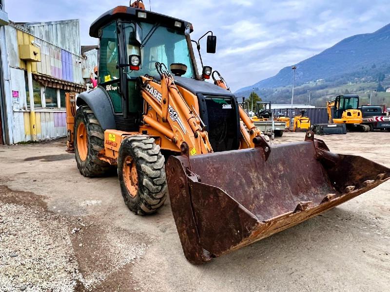 Case 580 Super R Serie 2_5