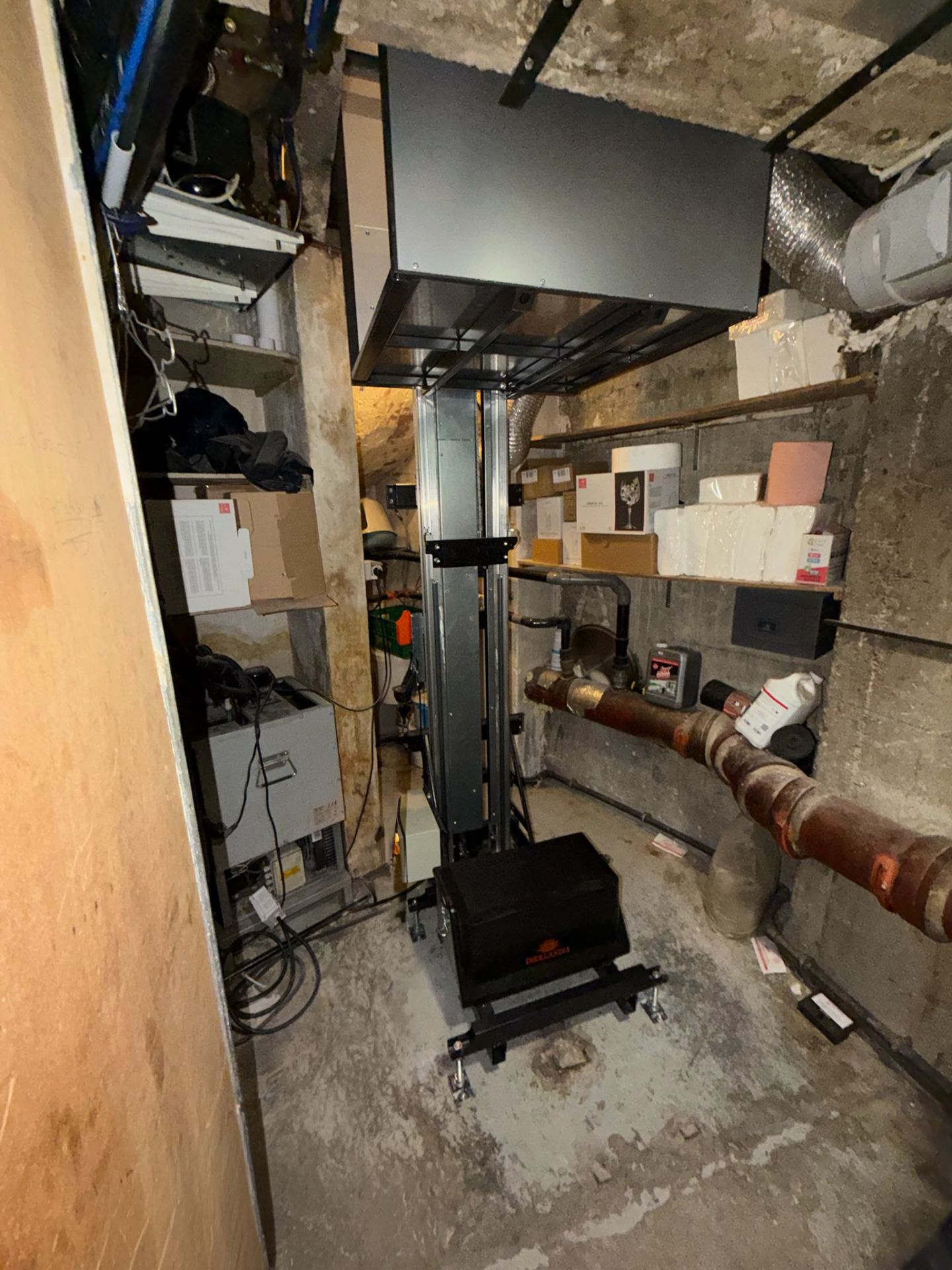 Monte-fût hydraulique - trappe embarquée ou deux ventaux - charge 300 kg - DHOLLANDIA DH-VZB_5