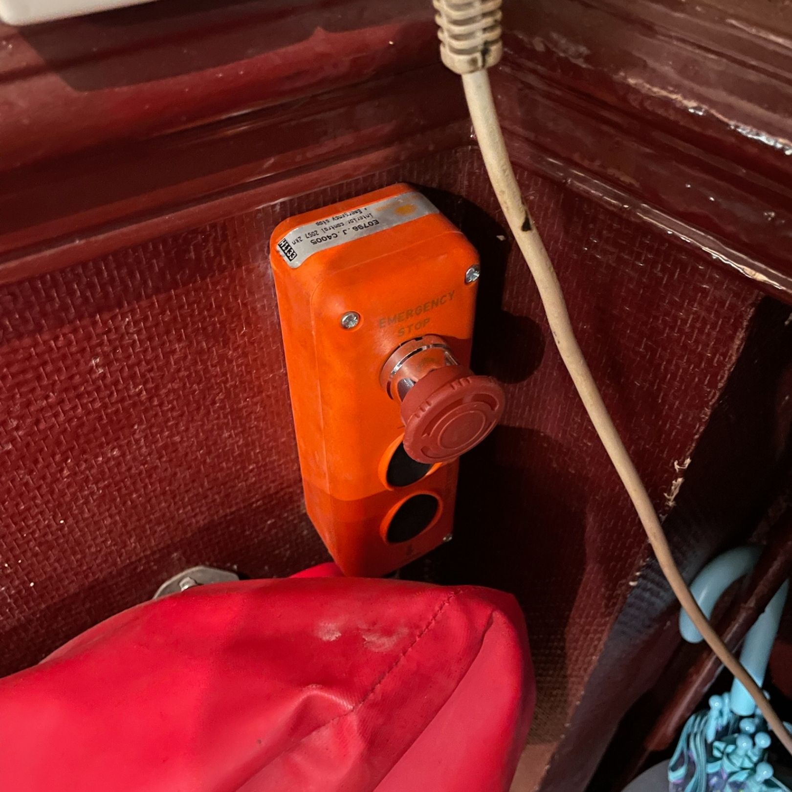 Monte-fût pour brasserie - trappe embarquée ou deux ventaux - 300 kg - DH-VZB_4