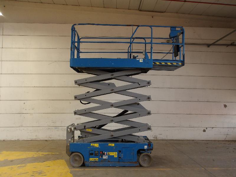 Nacelle ciseaux GENIE gs3246 occasion_5