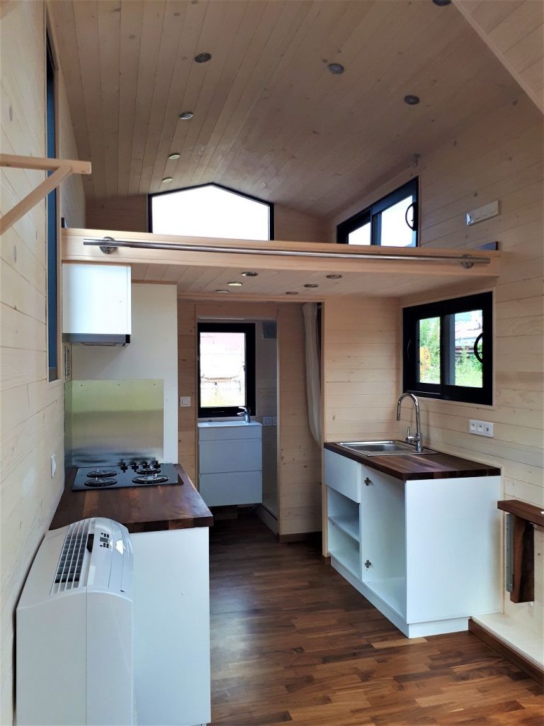Tiny house Lugano Quadrapol 19,5 m² - avec mezzanine, toit en bac acier et cuisine en chêne massif_5