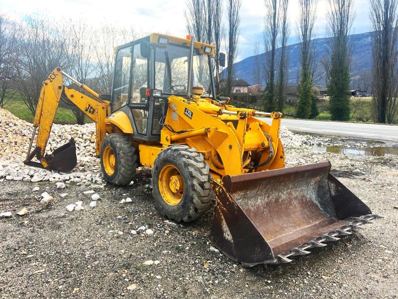 JCB 2CX Tractopelle_5