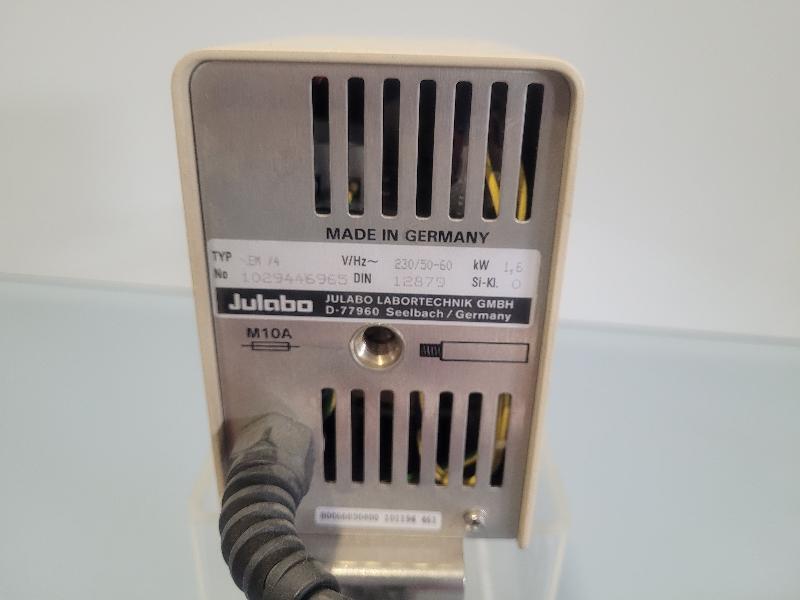 Bain thermostaté avec thermostat à immersion suspendu JULABO type EM/4_5