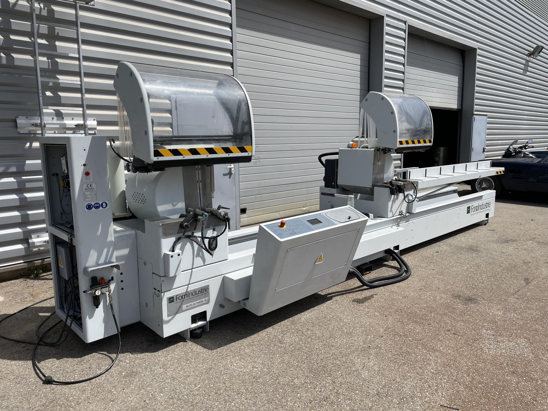 Tronçonneuse à double têtes avec lames Ø 500 mm, déplacement motorisé et inclinaison contrôlée électroniquement - Occasion - type BLITZ 50 THETA B - marque FOM_5