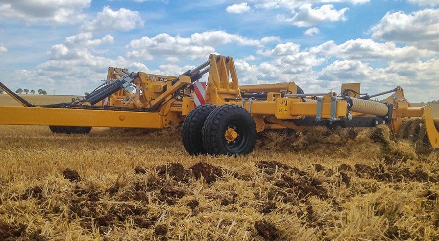 Décompacteur agricole avec kit axe d’attelage catégorie n° 3