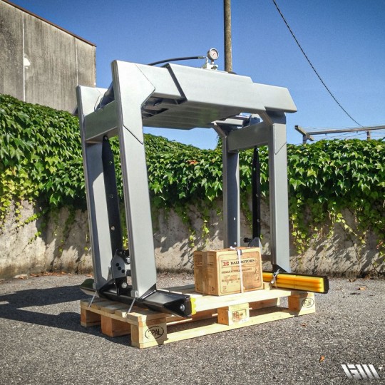 Pince à parpaings Série GMPTL R/A - Capacité 2000 à 3000kg - Fixe ou réglable - Adaptable sur grue ou porteur_5