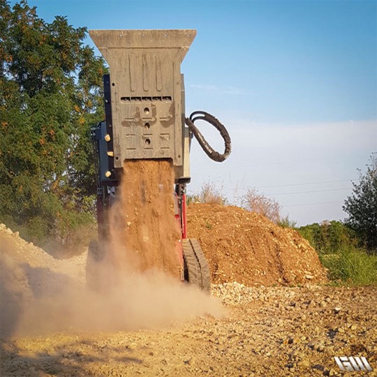 Godet concasseur CBF-L - CM Crushers - Granulométrie ajustable 15-80mm - Compatible pelle, mini-pelle, skip loader et chargeuse_5