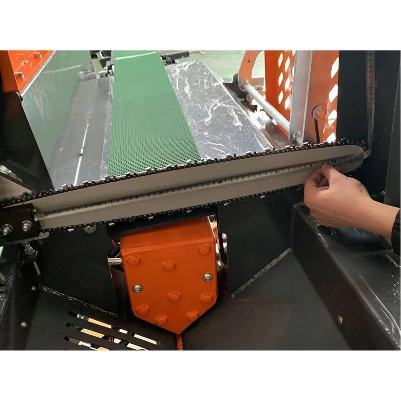 Machine industrielle pour bûches jusqu’à 50 cm de diamètre WoodMax 30T