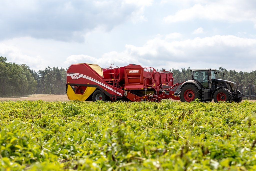 Machine agricole Evo 290 avec respect du sol grâce aux roues TriSys
