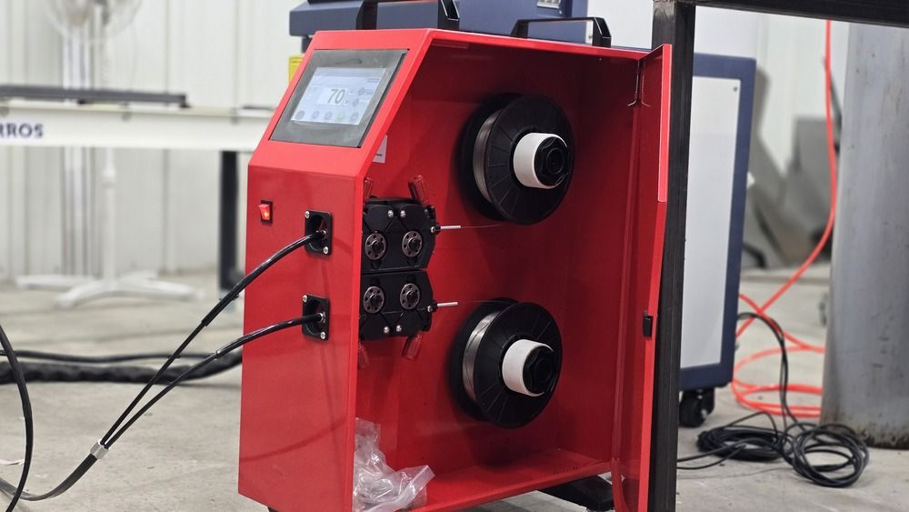 Poste de soudure laser 3-en-1 pour ateliers avec 20 m de fibre - 3000W avec refroidissement liquide_5