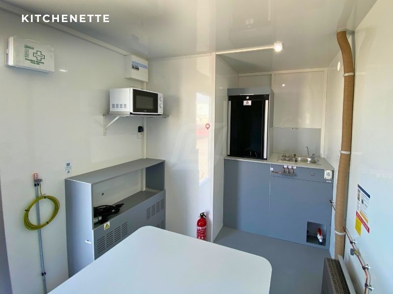 Aménagement sanitaire de la roulotte de chantier standard VRS