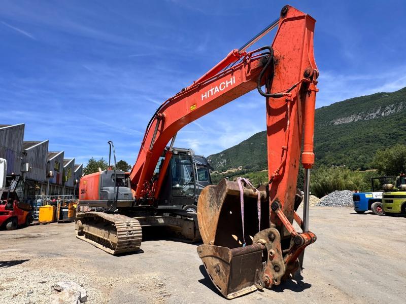 Hitachi ZX210-3 Pelle sur chenilles 22T_5
