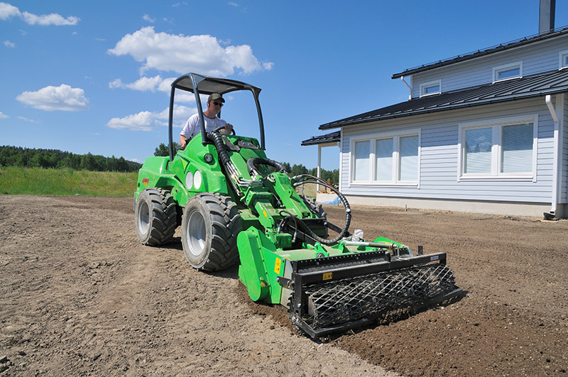 Chargeuse Avant Tecno Série 700 optimisée pour performances élevées