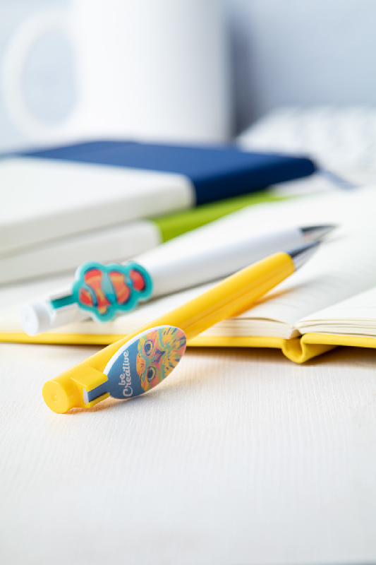 Stylo à bille en plastique - clip sur mesure - encre bleue - marquage UV LED - couleur jaune_5
