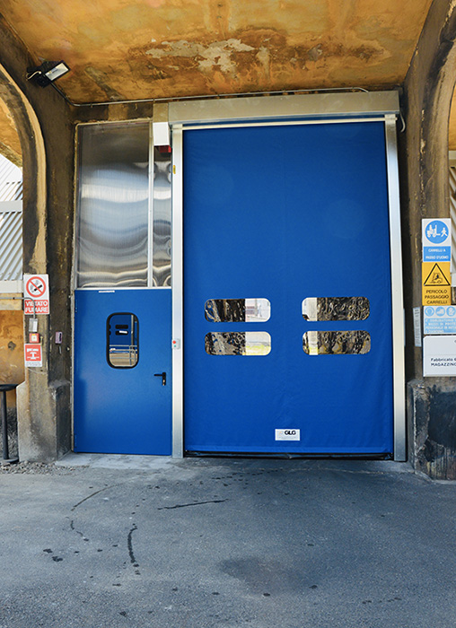 Porte rapide industrielle ZipGO Atex - conforme aux normes ATEX, anti-déflagration, pour environnements à haut risque d'explosion_5