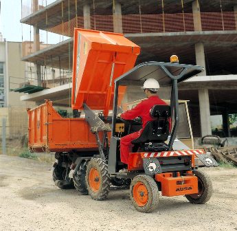 Dumper léger facilitant le transport sur les chantiers