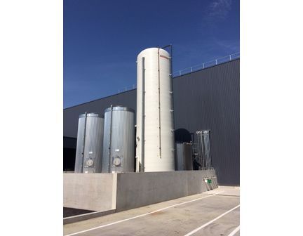 Cuve verticale pour liquides industriels avec diamètre jusqu'à 4200mm