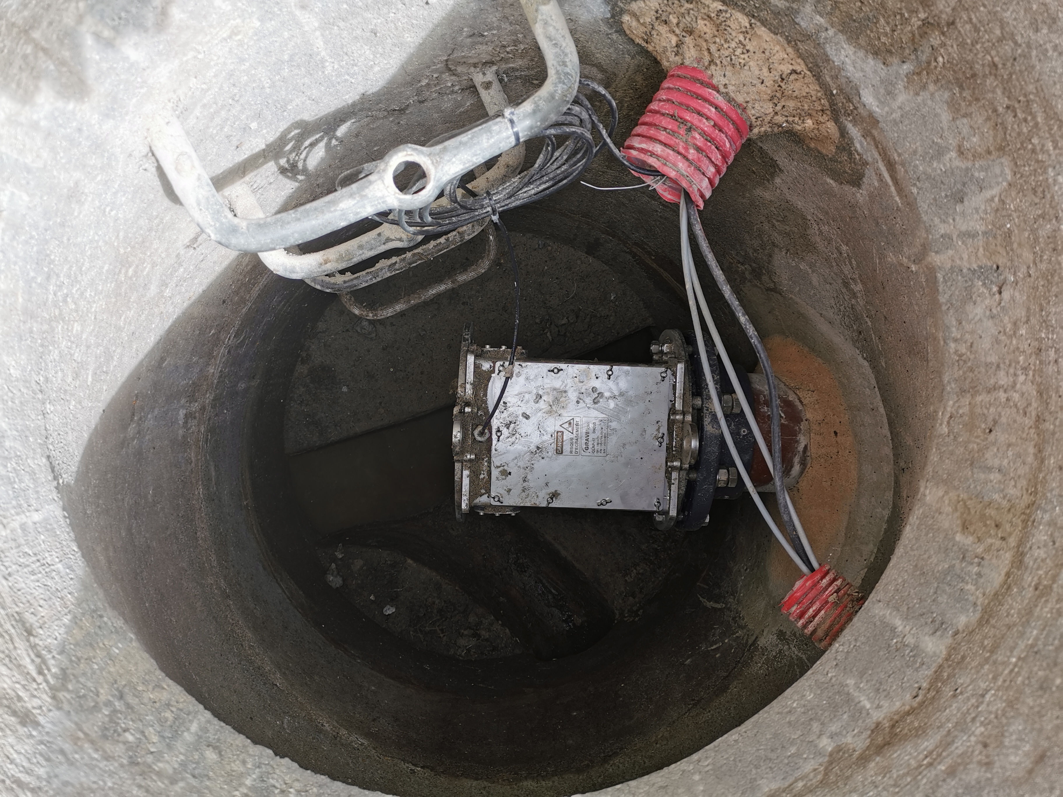 Débitmètre gravitaire à clapet rapide à installer possible en location idéal pour conduites pleines ou partiellement remplies -  GRAVIFLOW_5