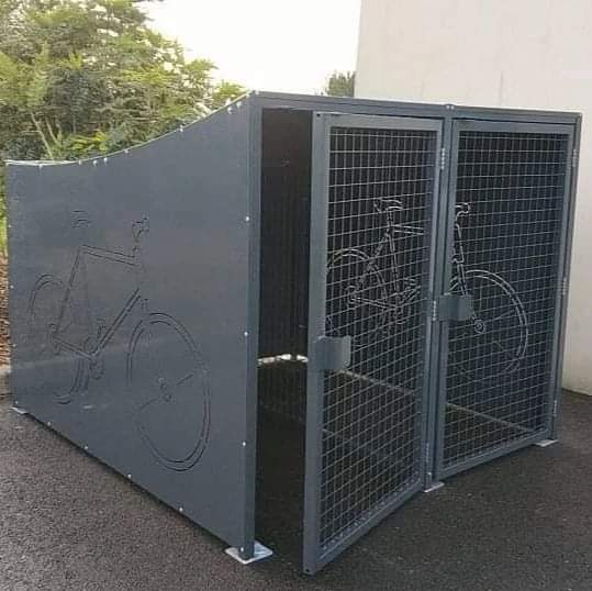 Box à vélos fermé sécurisé à  parois pleines ou grillagées adapté aux zones sensibles ou à forte densité- EVO 3_5