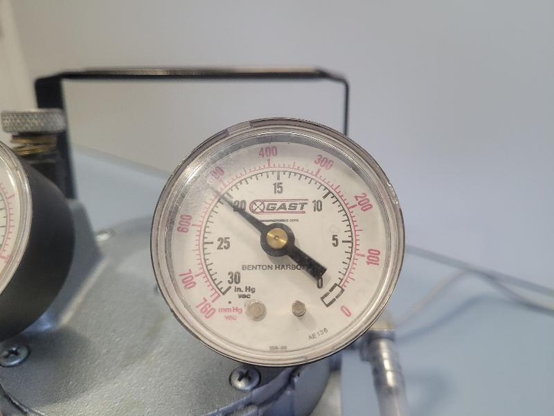 Pompe à vide/pression Millipore MILLIPORE_5