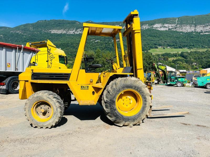 PORTHOS Chariot élévateur D20_5