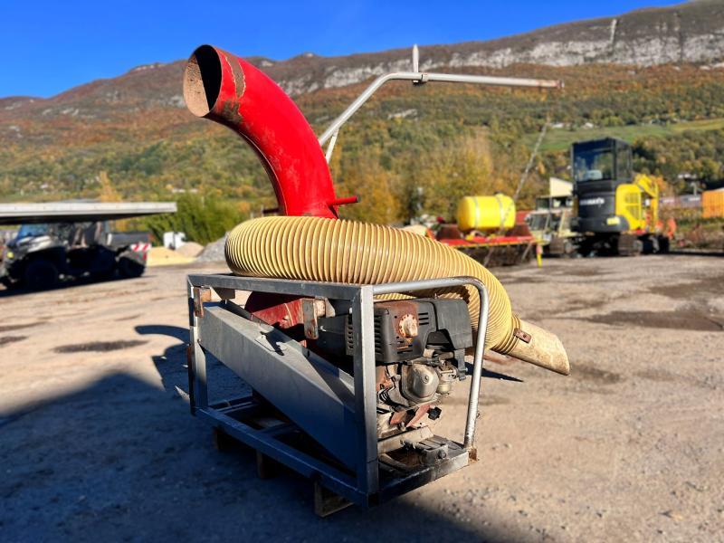 ASPIRATEUR A FEUILLE MOTORISÉ sur berce (net tva)_5