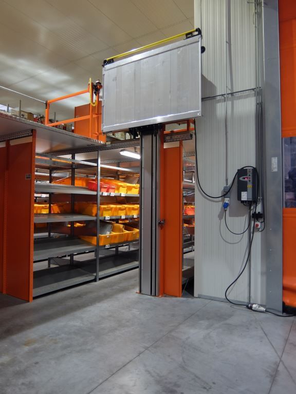 Élévateur mezzanine hydraulique - flux logistiques intérieur/extérieur -  DHOLLANDIA DH-VZK_5