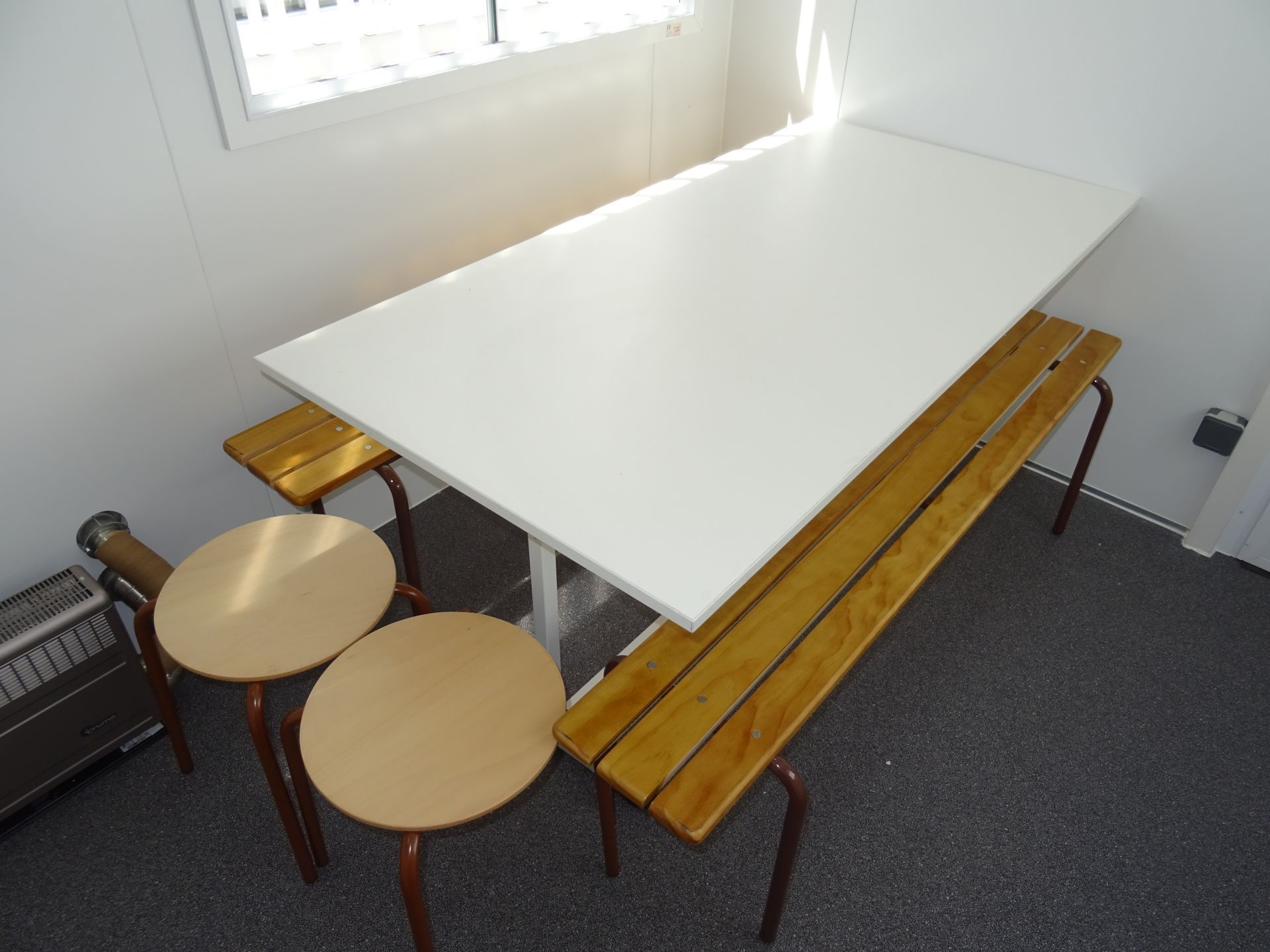 Timon freiné réglable en hauteur de la base vie mobile