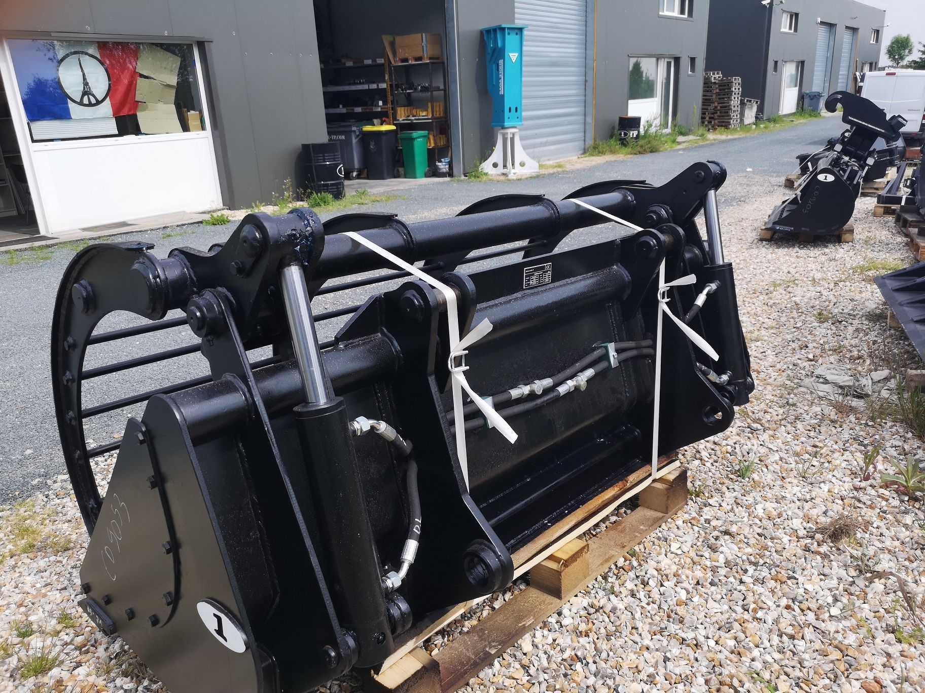 Équipement ONE-TP pour engins de chantier et chargeuses