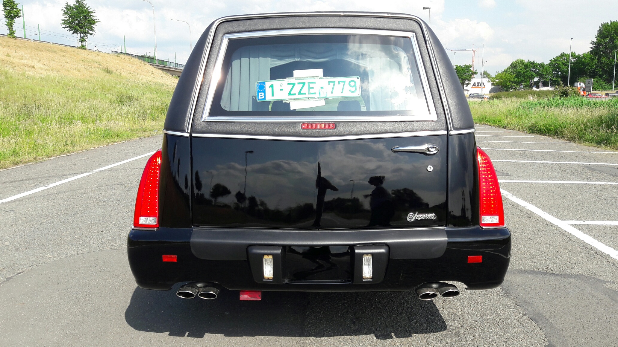 Corbillard Cadillac DTS Superior 2008 pour crémation ou inhumation